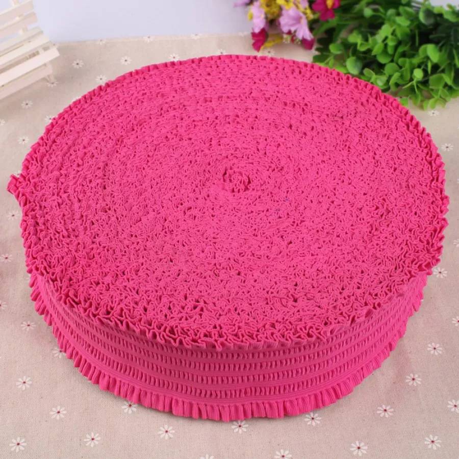 Red wavy elastic band