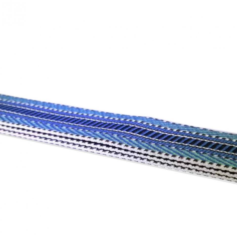 Knitted tape with intermediate color cotton tape